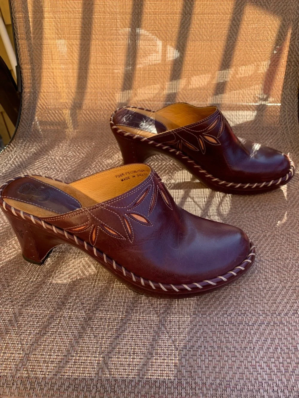 Frye slip on leather heeled mules - Picture 3 of 10